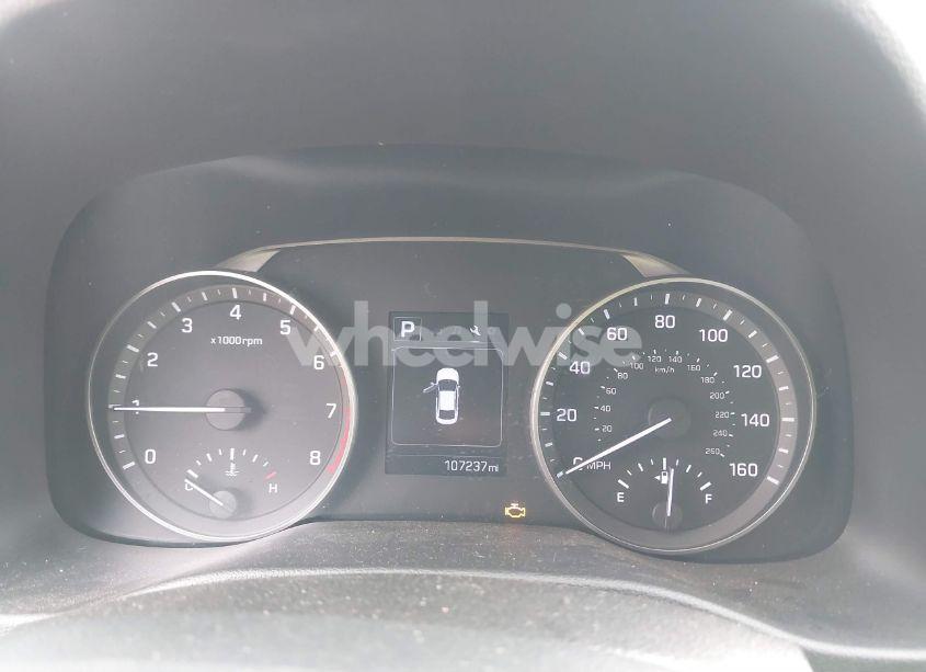 Photo 7 of 2018 Hyundai Elantra SEL (VIN 5NPD84LF7JH277881)