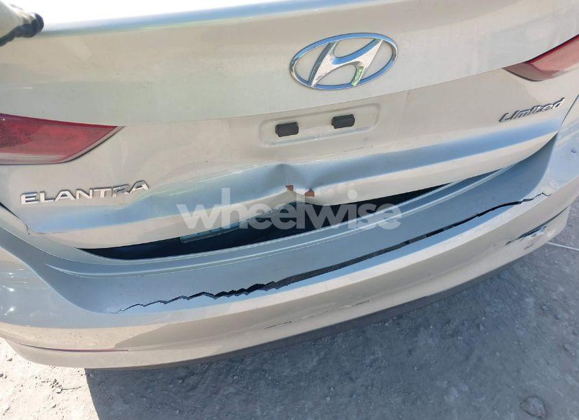 Photo 6 of 2018 Hyundai Elantra LIMITED (VIN 5NPD84LF7JH288184)