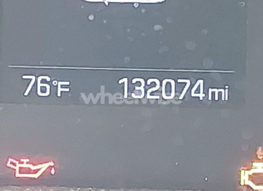 Photo 15 of 2018 Hyundai Elantra SEL (VIN 5NPD84LF7JH300625)