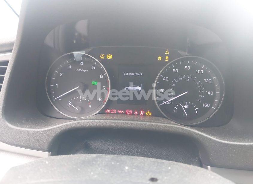 Photo 7 of 2018 Hyundai Elantra SEL (VIN 5NPD84LF7JH300625)