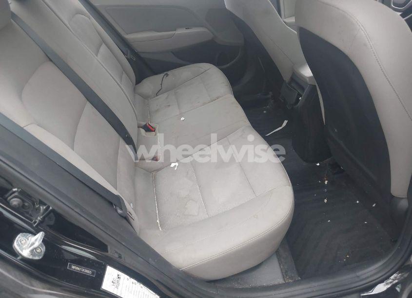 Photo 8 of 2018 Hyundai Elantra SEL (VIN 5NPD84LF7JH300625)