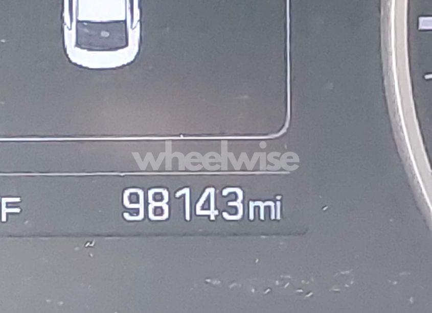 Photo 15 of 2018 Hyundai Elantra SEL (VIN 5NPD84LF7JH313679)