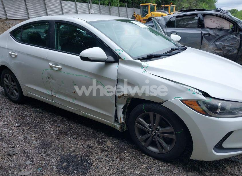Photo 6 of 2018 Hyundai Elantra SEL (VIN 5NPD84LF7JH313679)