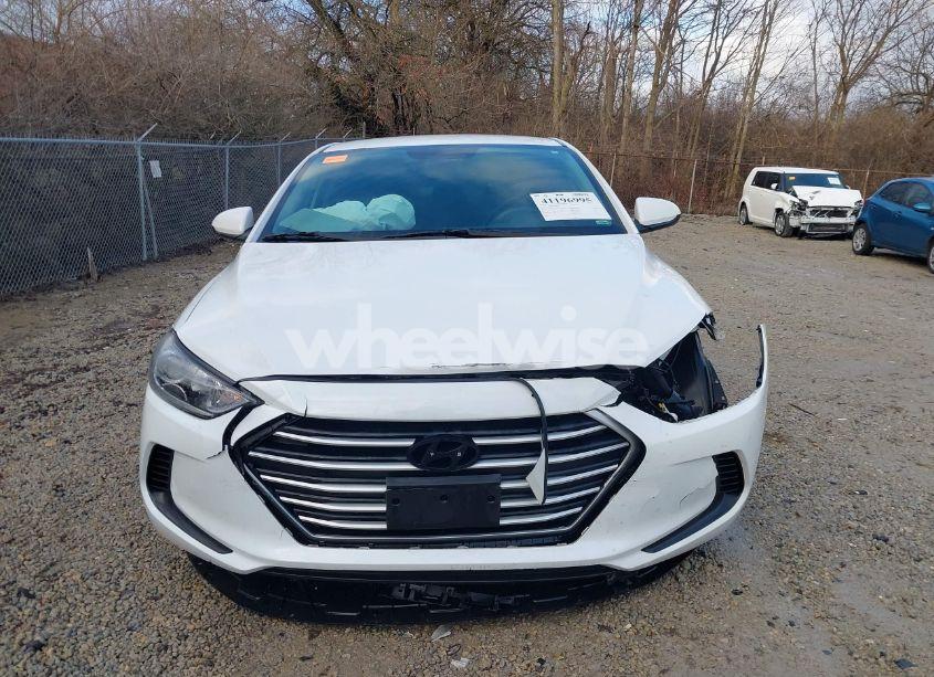 Photo 13 of 2018 Hyundai Elantra SEL (VIN 5NPD84LF7JH342633)