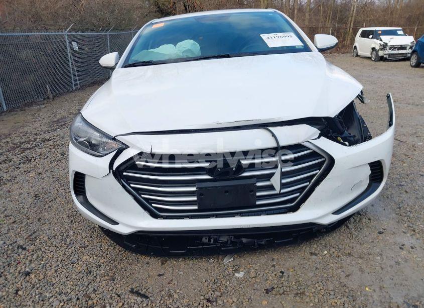 Photo 18 of 2018 Hyundai Elantra SEL (VIN 5NPD84LF7JH342633)