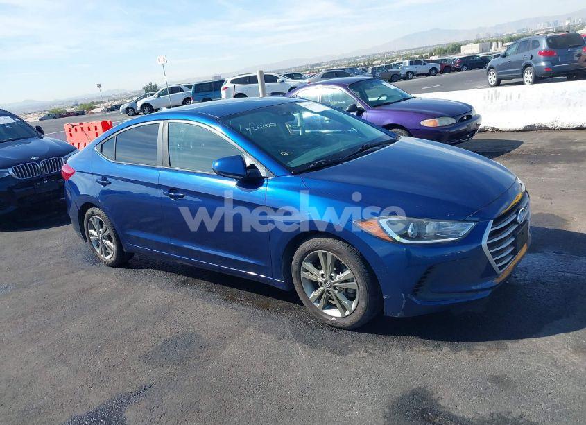 2018 Hyundai Elantra SEL (VIN 5NPD84LF7JH363269) main photo