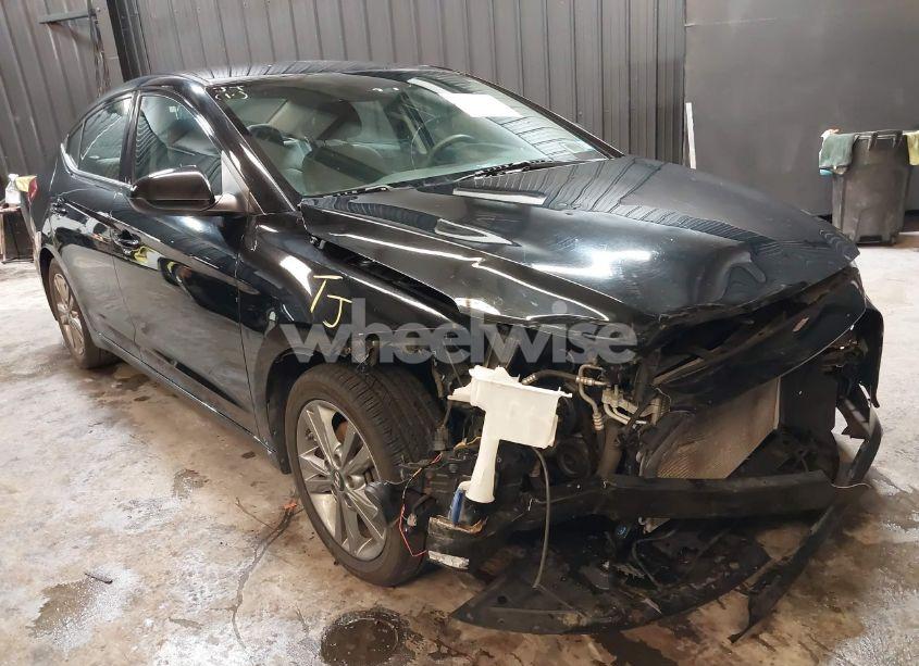 2018 Hyundai Elantra SEL (VIN 5NPD84LF7JH365118) main photo