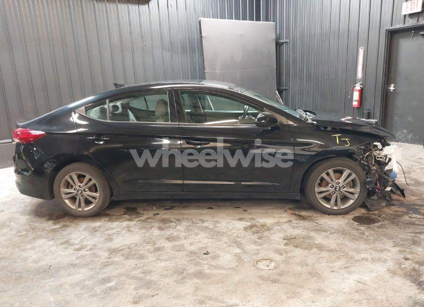 Photo 13 of 2018 Hyundai Elantra SEL (VIN 5NPD84LF7JH365118)