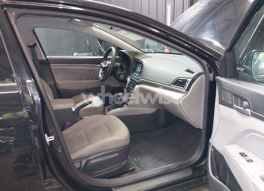 Photo 5 of 2018 Hyundai Elantra SEL (VIN 5NPD84LF7JH365118)