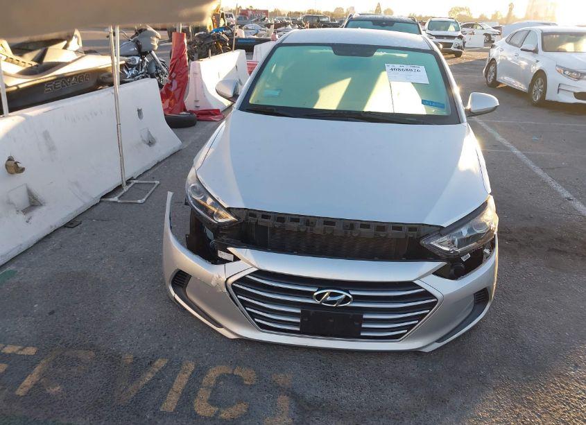 Photo 12 of 2018 Hyundai Elantra SEL (VIN 5NPD84LF7JH382291)