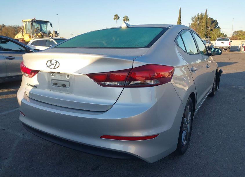 Photo 4 of 2018 Hyundai Elantra SEL (VIN 5NPD84LF7JH382291)