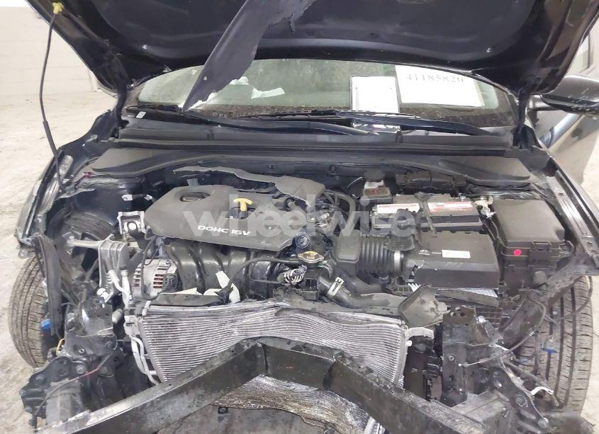 Photo 10 of 2018 Hyundai Elantra SEL (VIN 5NPD84LF7JH386910)