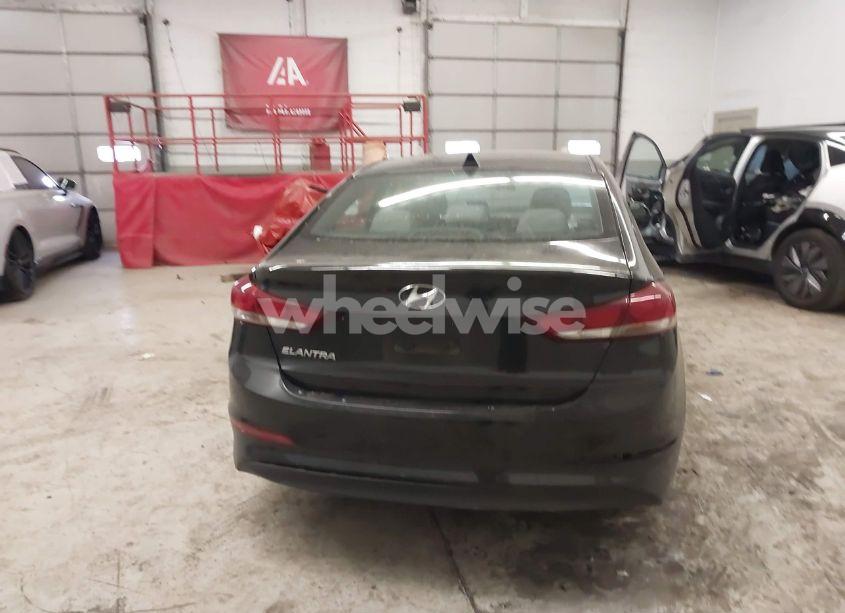 Photo 16 of 2018 Hyundai Elantra SEL (VIN 5NPD84LF7JH386910)