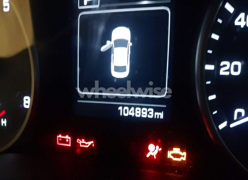 Photo 7 of 2018 Hyundai Elantra SEL (VIN 5NPD84LF7JH386910)