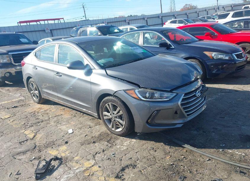 2018 Hyundai Elantra VALUE EDITION (VIN 5NPD84LF7JH389290) main photo