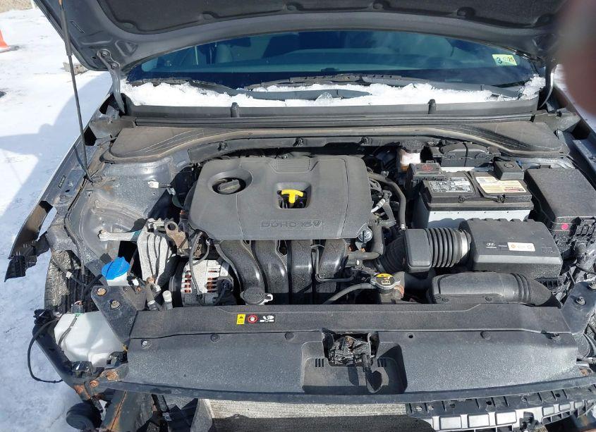 Photo 10 of 2019 Hyundai Elantra SEL (VIN 5NPD84LF7KH419602)