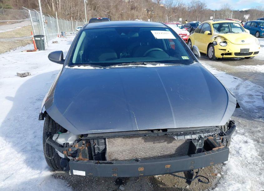 Photo 12 of 2019 Hyundai Elantra SEL (VIN 5NPD84LF7KH419602)