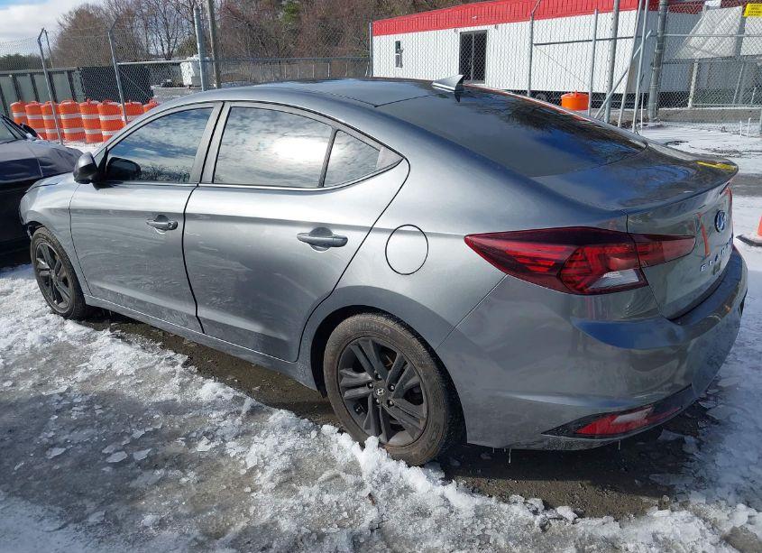 Photo 3 of 2019 Hyundai Elantra SEL (VIN 5NPD84LF7KH419602)