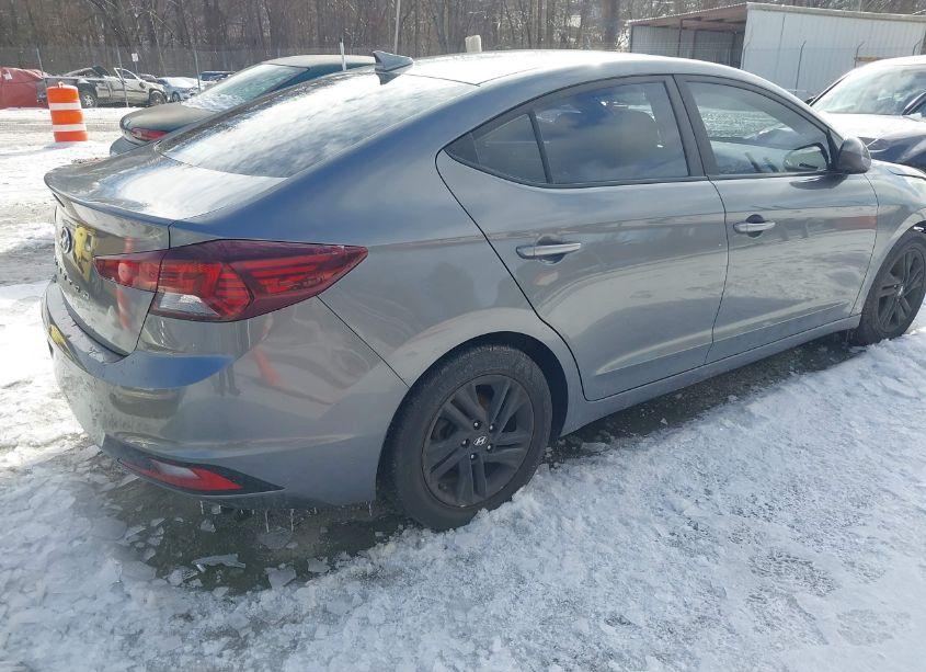 Photo 4 of 2019 Hyundai Elantra SEL (VIN 5NPD84LF7KH419602)