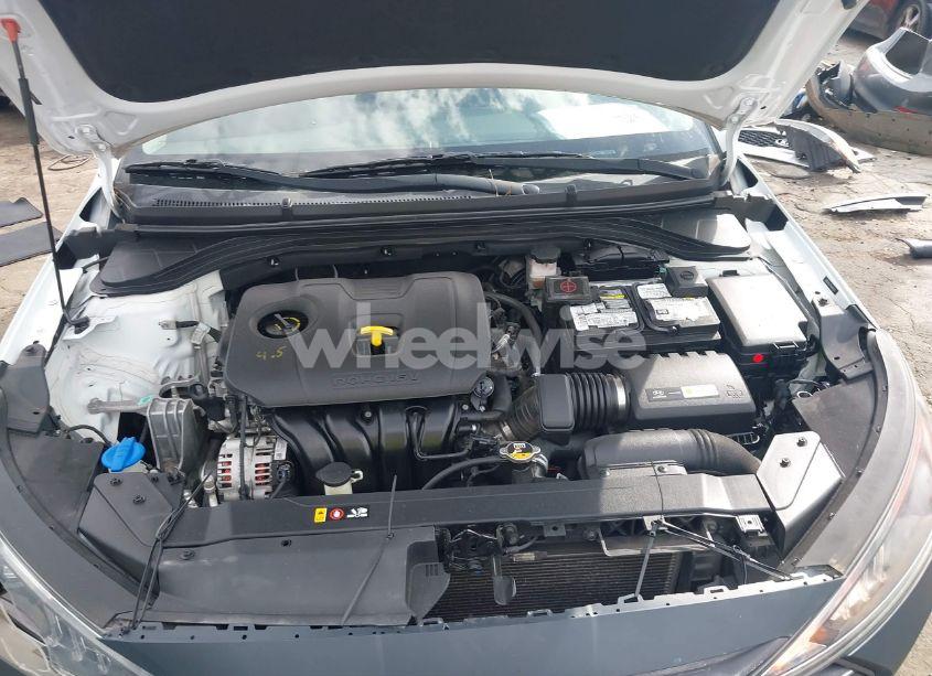 Photo 10 of 2019 Hyundai Elantra SEL (VIN 5NPD84LF7KH448131)