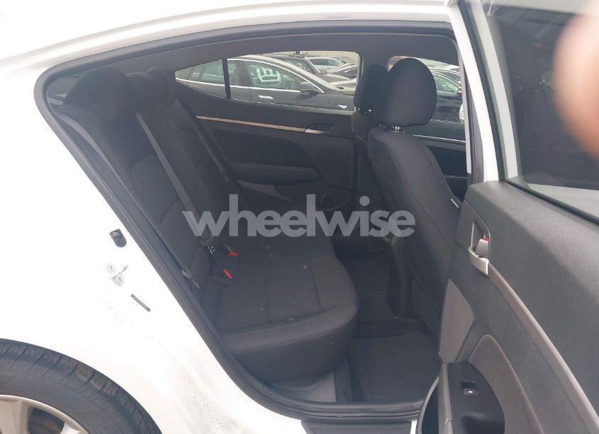 Photo 8 of 2019 Hyundai Elantra SEL (VIN 5NPD84LF7KH448131)