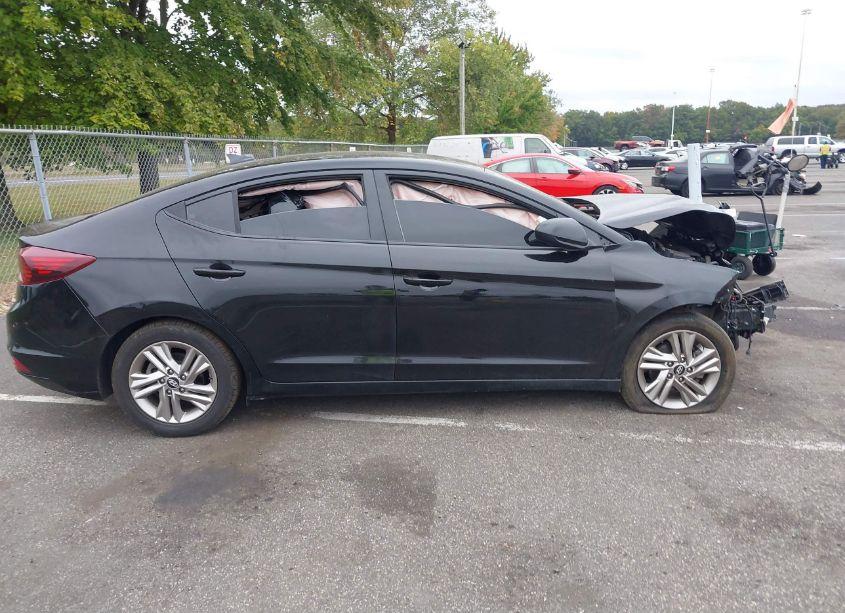 Photo 13 of 2019 Hyundai Elantra SEL (VIN 5NPD84LF7KH451076)