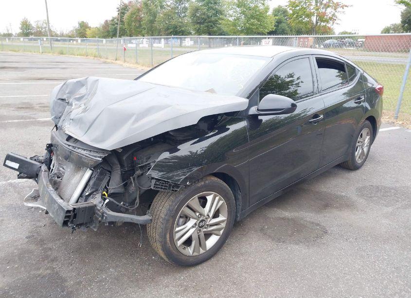 Photo 2 of 2019 Hyundai Elantra SEL (VIN 5NPD84LF7KH451076)