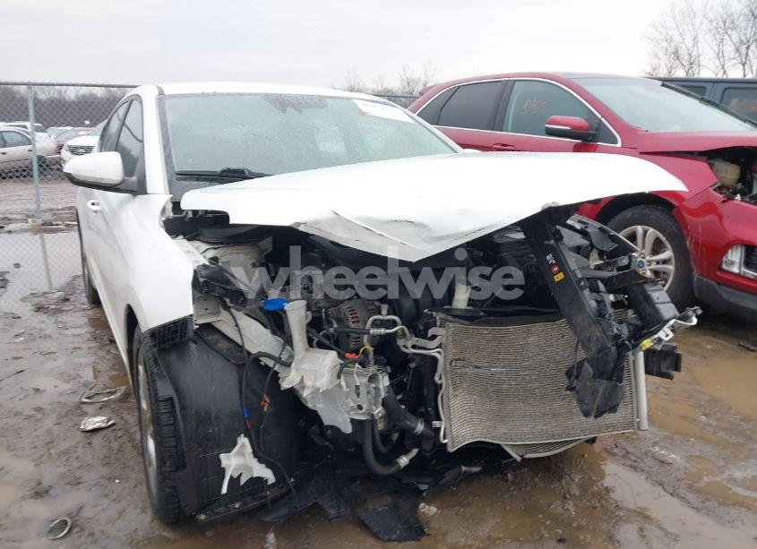 Photo 6 of 2019 Hyundai Elantra SEL (VIN 5NPD84LF7KH476074)