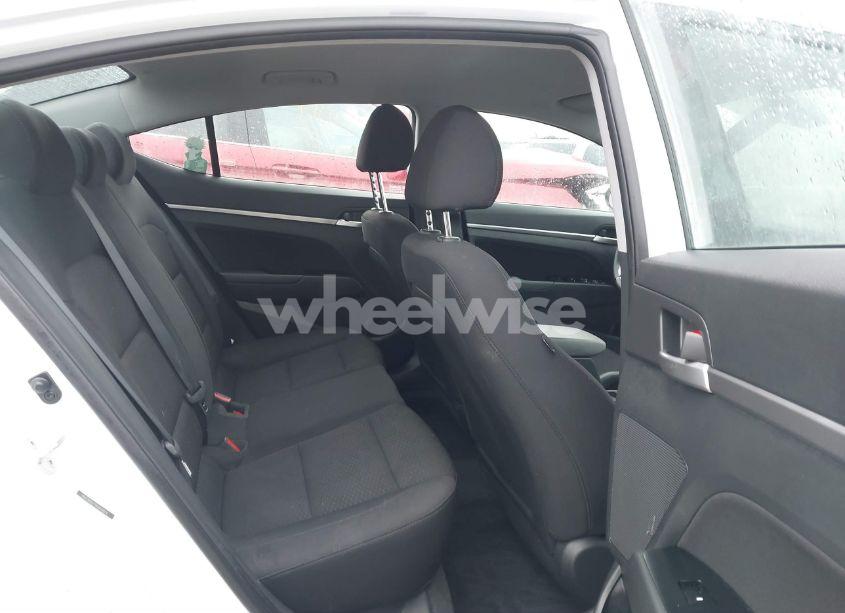 Photo 8 of 2019 Hyundai Elantra SEL (VIN 5NPD84LF7KH476074)
