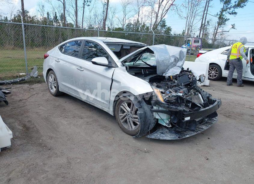 2019 Hyundai Elantra SEL (VIN 5NPD84LF7KH490430) main photo