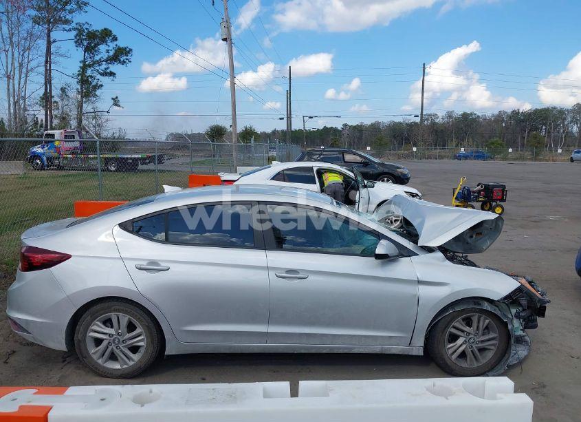 Photo 14 of 2019 Hyundai Elantra SEL (VIN 5NPD84LF7KH490430)