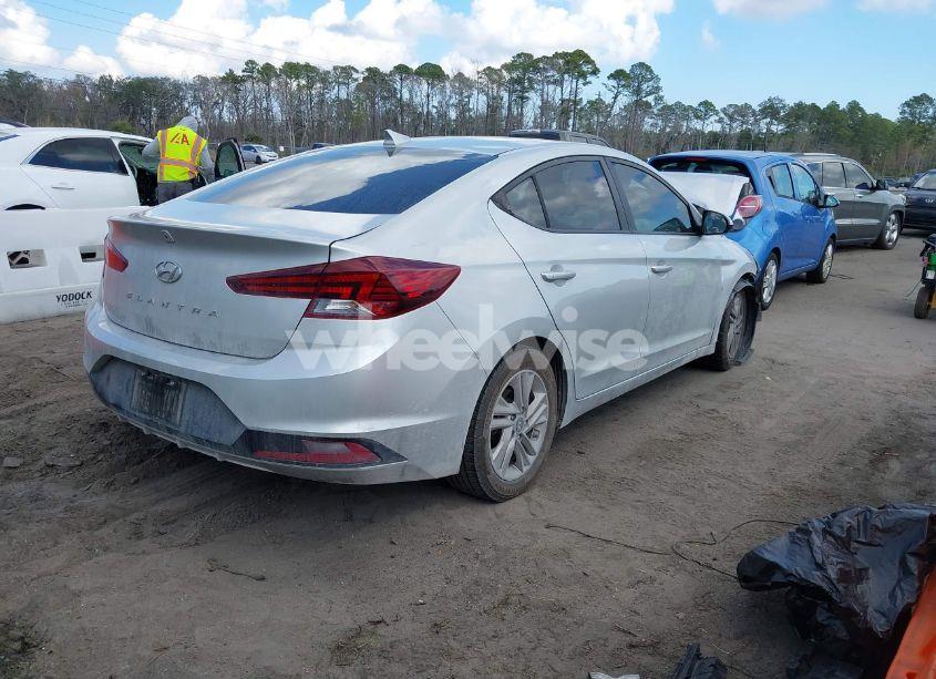 Photo 4 of 2019 Hyundai Elantra SEL (VIN 5NPD84LF7KH490430)