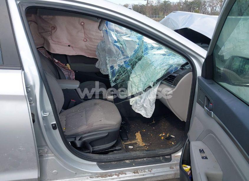 Photo 5 of 2019 Hyundai Elantra SEL (VIN 5NPD84LF7KH490430)