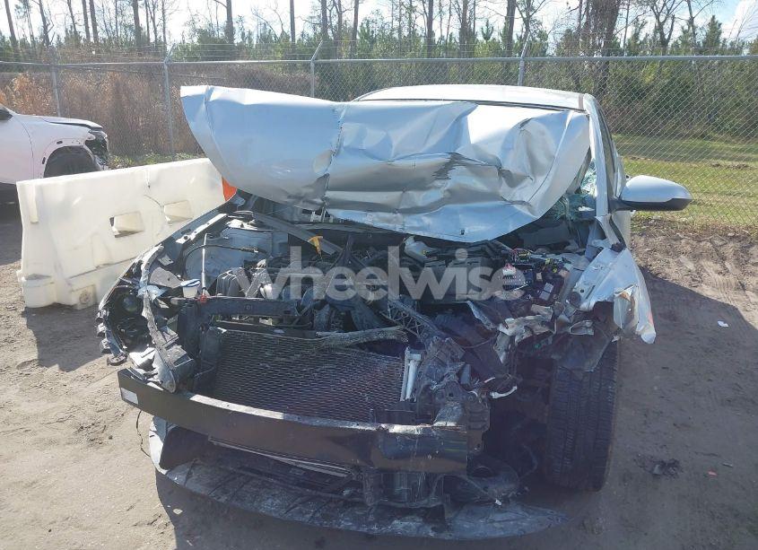 Photo 6 of 2019 Hyundai Elantra SEL (VIN 5NPD84LF7KH490430)