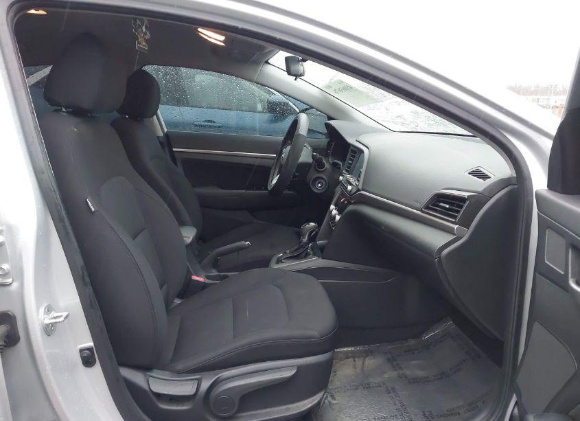 Photo 5 of 2020 Hyundai Elantra SEL (VIN 5NPD84LF7LH533827)