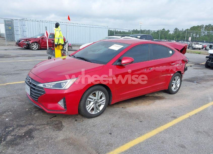 Photo 2 of 2020 Hyundai Elantra SEL (VIN 5NPD84LF7LH554726)