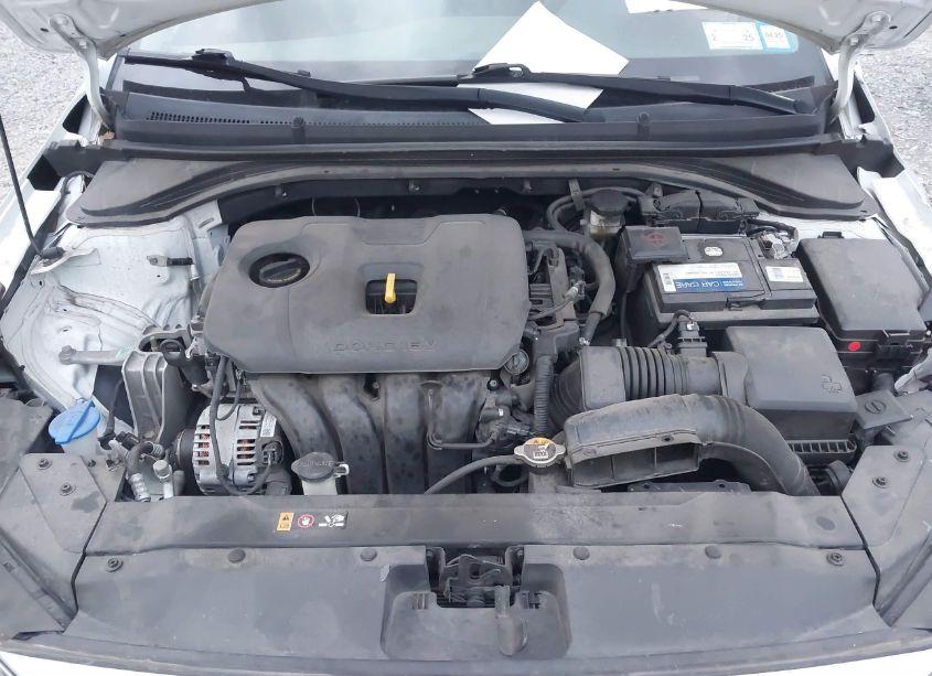 Photo 10 of 2020 Hyundai Elantra SEL (VIN 5NPD84LF7LH565077)