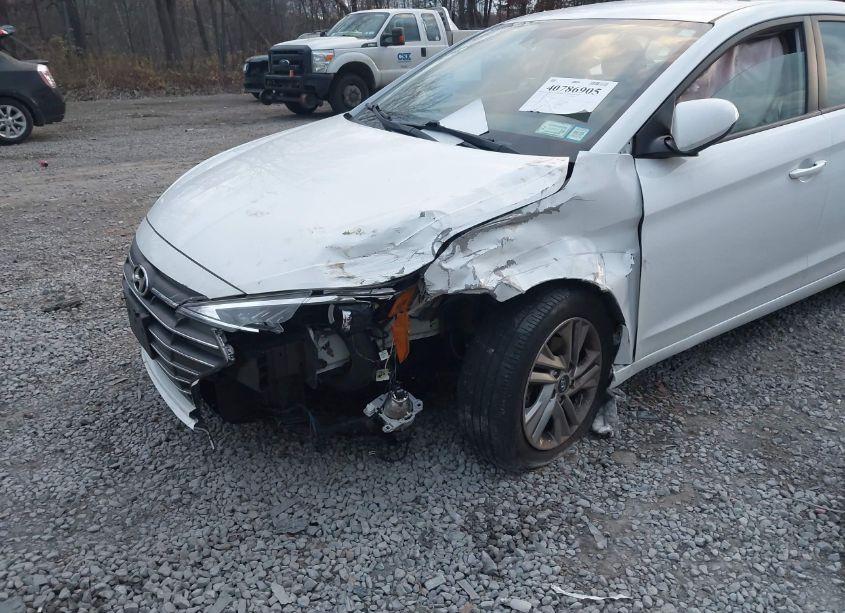 Photo 6 of 2020 Hyundai Elantra SEL (VIN 5NPD84LF7LH565077)