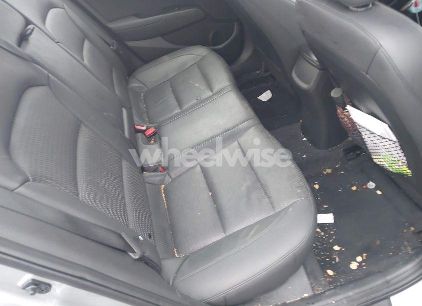 Photo 8 of 2020 Hyundai Elantra LIMITED (VIN 5NPD84LF7LH565158)