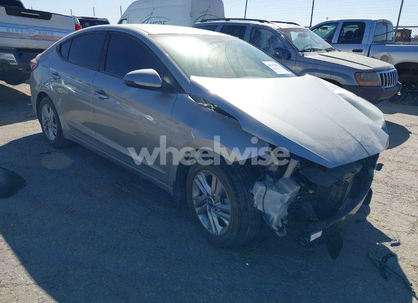 2020 Hyundai Elantra SEL (VIN 5NPD84LF7LH572739) main photo