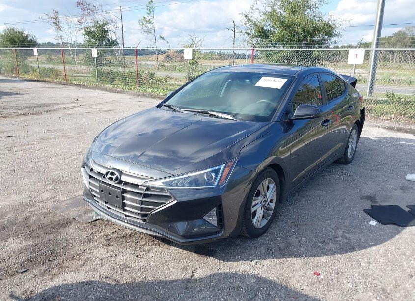 Photo 2 of 2020 Hyundai Elantra VALUE EDITION (VIN 5NPD84LF7LH595633)