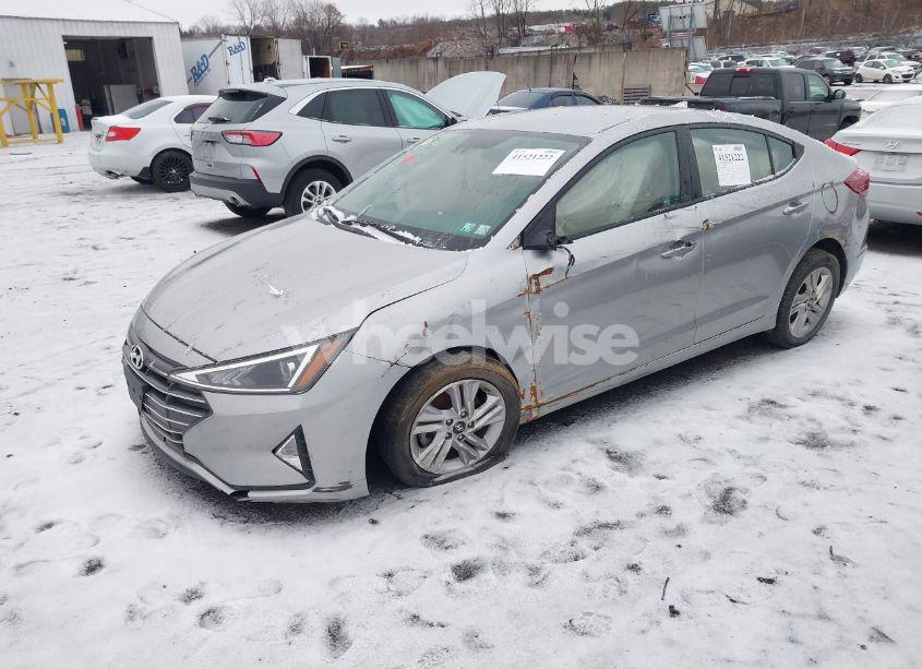 Photo 2 of 2020 Hyundai Elantra SEL (VIN 5NPD84LF7LH623477)