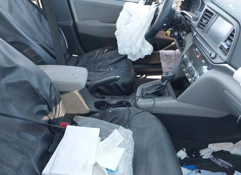 Photo 5 of 2020 Hyundai Elantra SEL (VIN 5NPD84LF7LH625777)