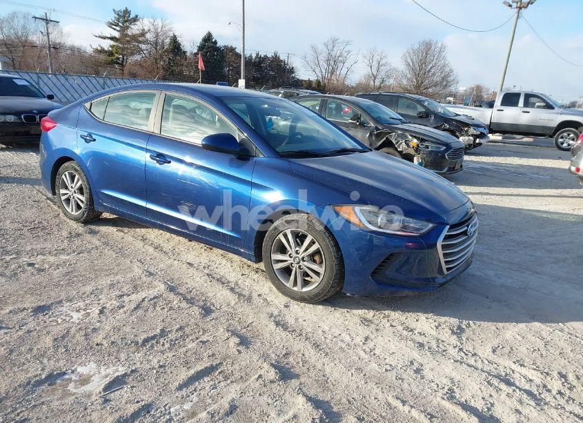 2017 Hyundai Elantra SE (VIN 5NPD84LF8HH002546) main photo