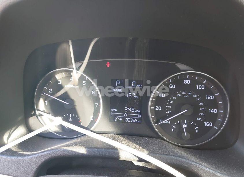 Photo 7 of 2017 Hyundai Elantra SE (VIN 5NPD84LF8HH002546)