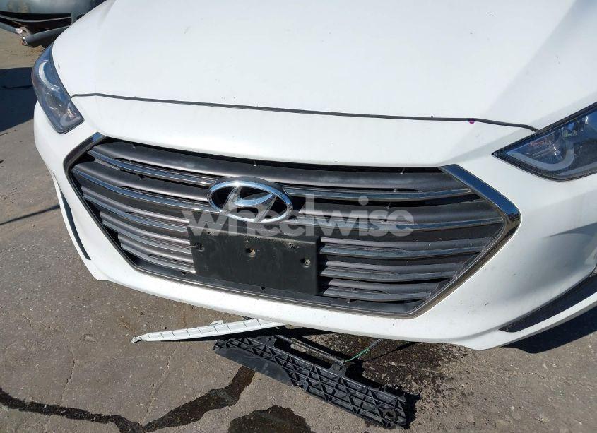 Photo 12 of 2017 Hyundai Elantra LIMITED (VIN 5NPD84LF8HH006189)