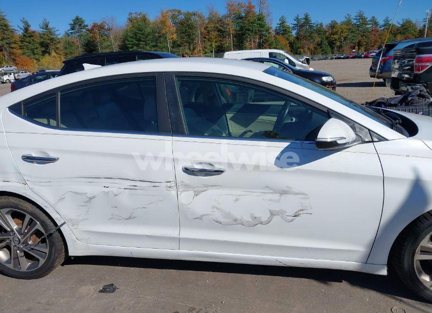 Photo 14 of 2017 Hyundai Elantra LIMITED (VIN 5NPD84LF8HH006189)