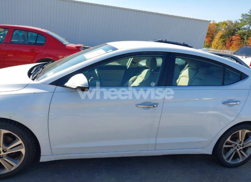 Photo 15 of 2017 Hyundai Elantra LIMITED (VIN 5NPD84LF8HH006189)