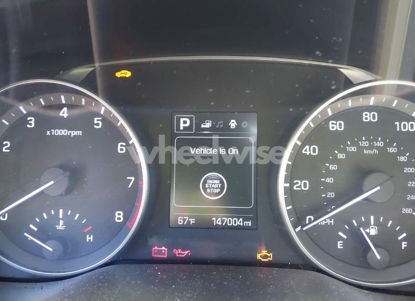 Photo 7 of 2017 Hyundai Elantra LIMITED (VIN 5NPD84LF8HH006189)