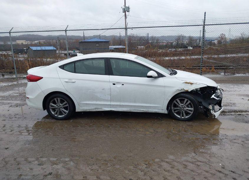 Photo 13 of 2017 Hyundai Elantra SE (VIN 5NPD84LF8HH027835)